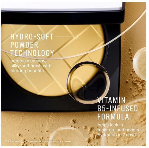 Bobbi Brown Neutral Vitamin B5 Pressed Powder - Picture 4 of 5